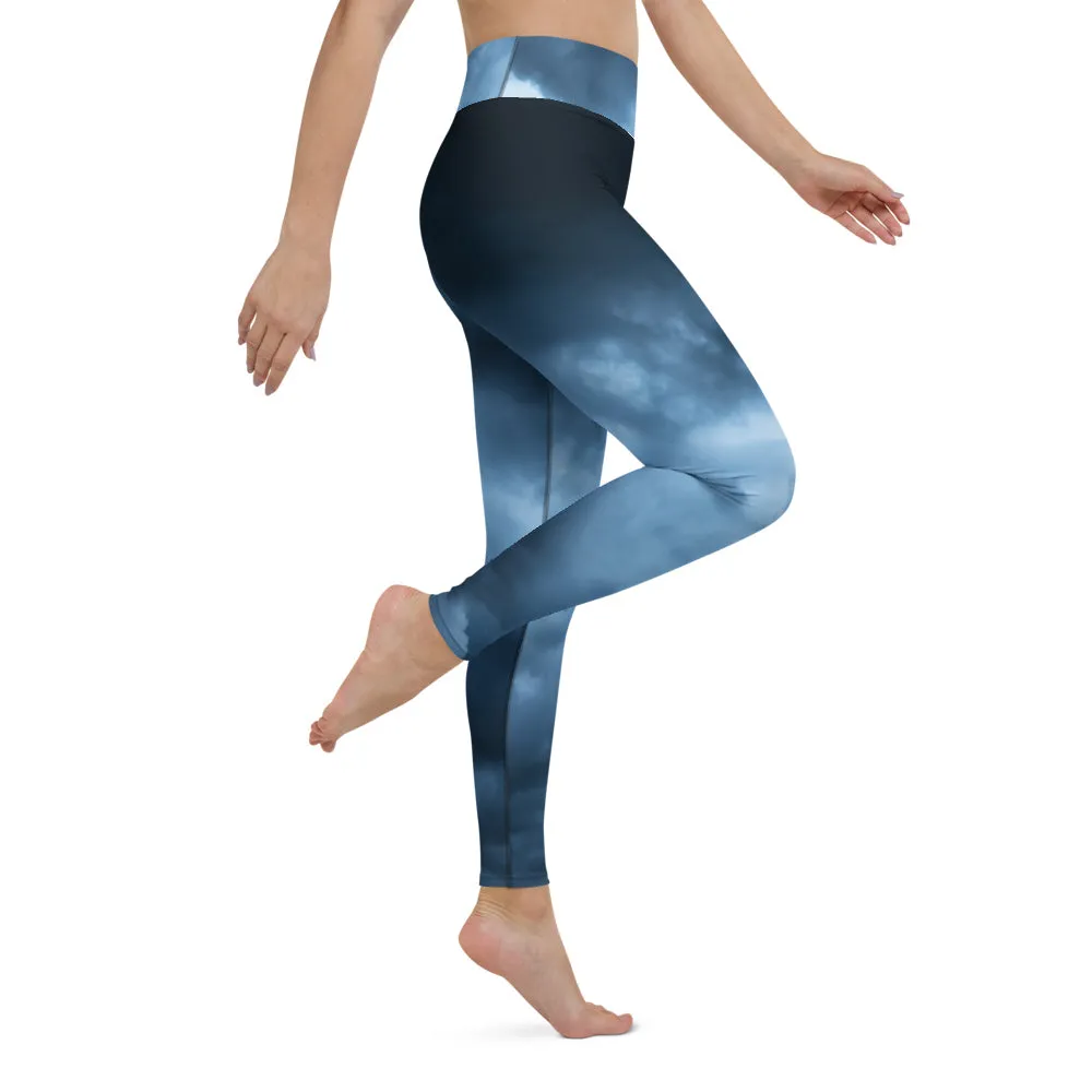 Stormy clouds blue yoga tights / yoga pants for the gym - exercise yoga clothes